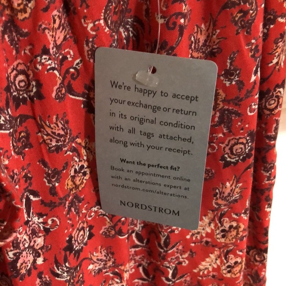 ANGIE NWT Off Shoulder Red Long Sleeve Shorts Bohemian Romper Jumpsuit LARGE - Picture 2 of 8